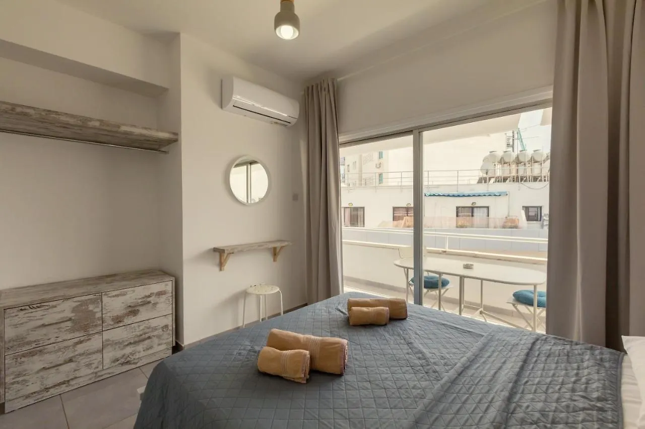 Andriana City Centre Flat Lárnaka Apartman